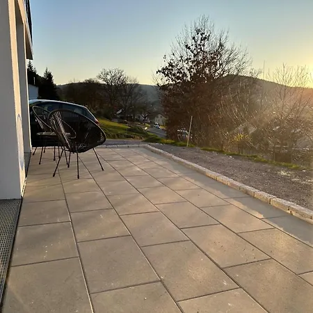 Hermine, Black Forest Retreat, Mit Sonnenterrasse דירה באיירסברון