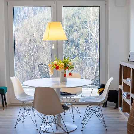 Hermine, Black Forest Retreat, Mit Sonnenterrasse شقة