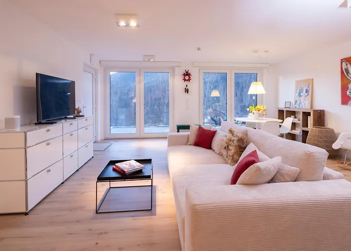 Hermine, Black Forest Retreat, Mit Sonnenterrasse Apartment *